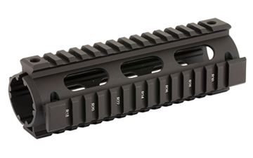 UTG PRO 4/15 CARB QUAD RAIL BLK