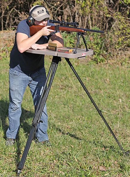 MTM HLST      HI-LOW SHOOTING TABLE DE